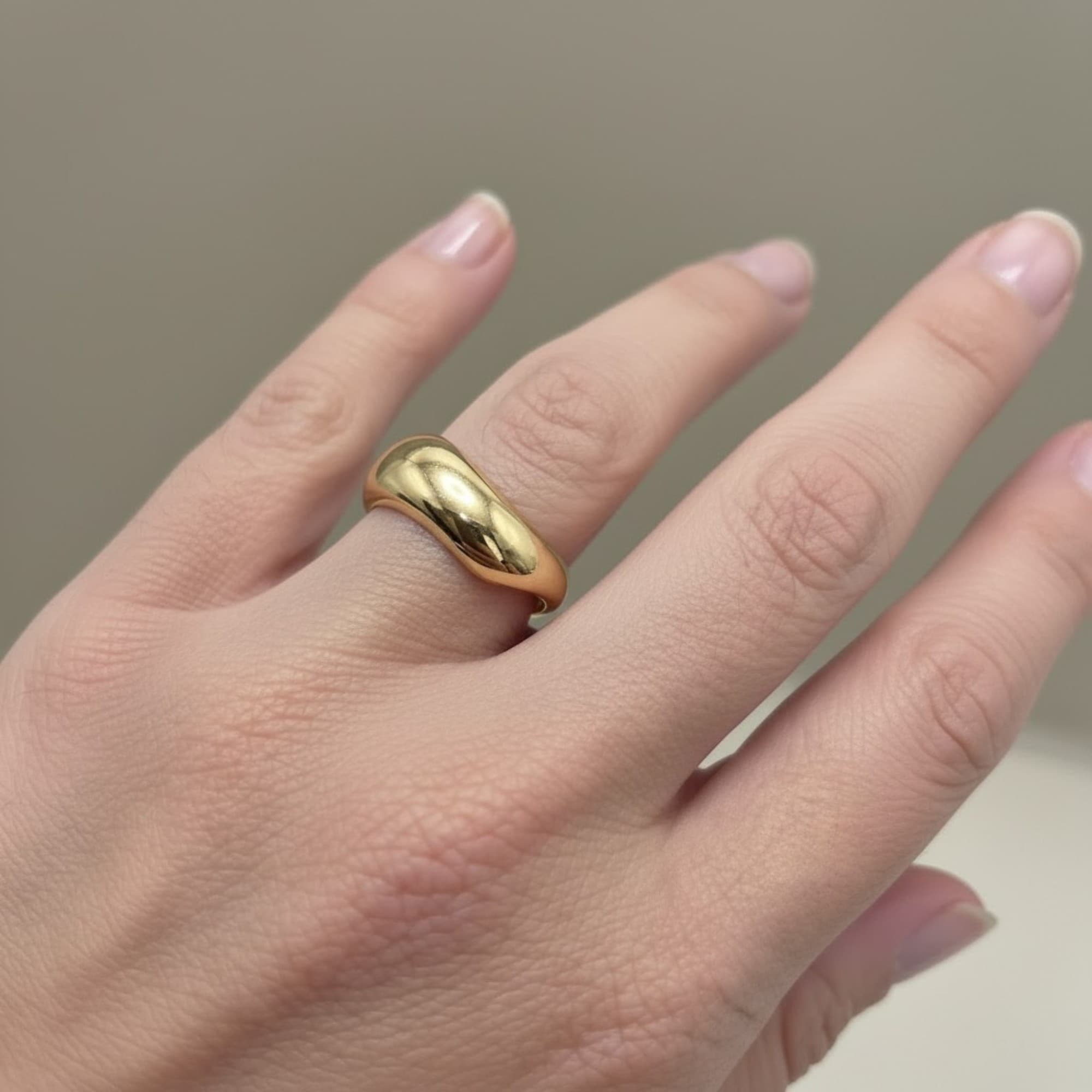 Anel Orgânico Liso Dourado